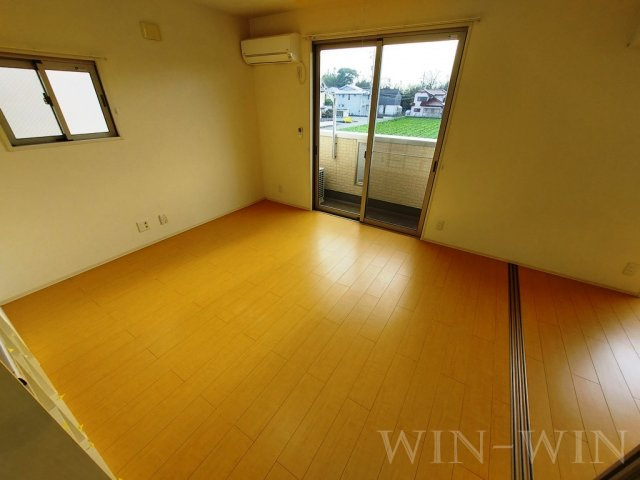 レジデンス芦原 B棟の居間・リビング