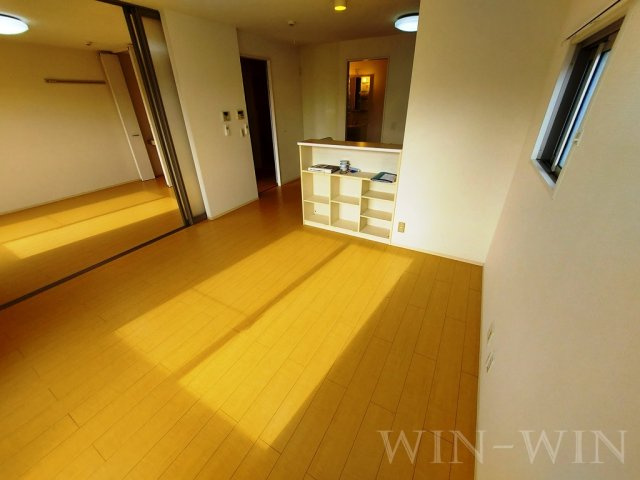 レジデンス芦原 B棟の居間・リビング