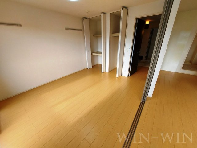 レジデンス芦原 B棟の寝室