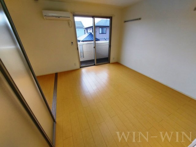 レジデンス芦原 B棟の寝室