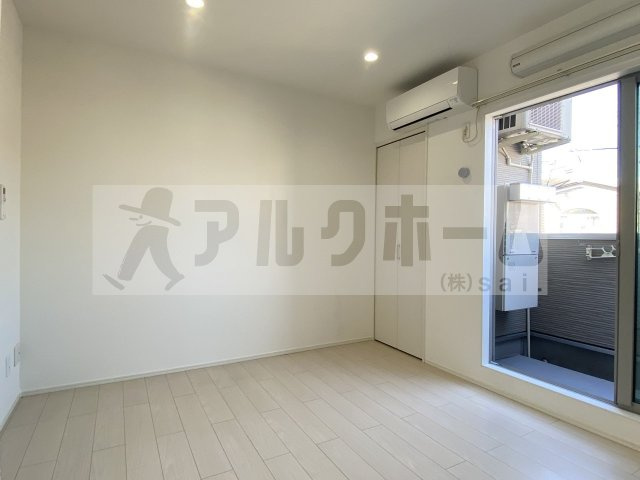 ルネッサ八尾南の居間・リビング