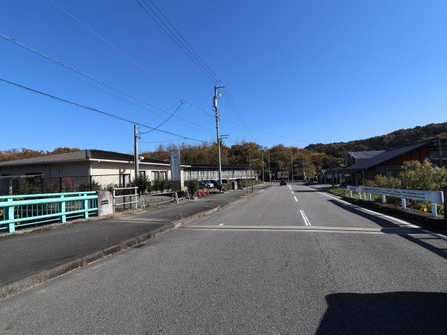 岡崎市箱柳町字猫沢土地の前面道路含む現地写真