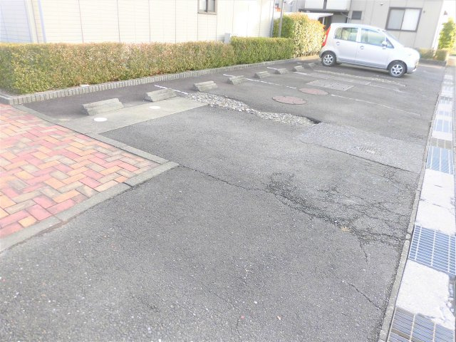 Arcadia MAKIの駐車場