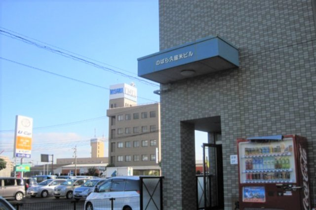 久留米市東櫛原町の賃貸マンションのエントランス|清潔なエントランスです