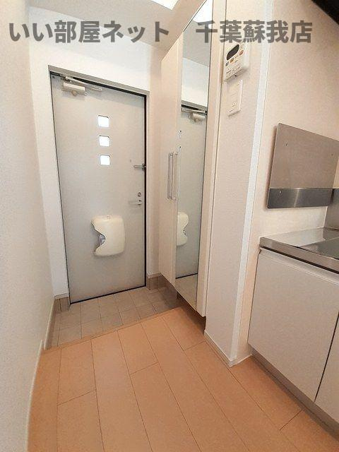 マーヴェラス末広の玄関|収納もある玄関です