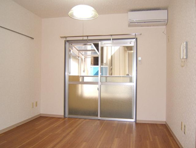 【居間・リビング】 | 中青木グレースハイム | 洋室