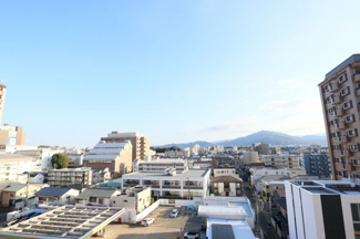 【展望】 | 前方に遮るものがない高層階からの見晴らしは抜群です！バルコニーからは大きな青空の眺めが最高です♪