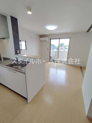 【居間・リビング】 | レジデンス芦原Ｂ棟 | 別部屋写真です。