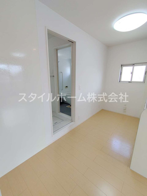 【居間・リビング】 | レジデンス芦原Ｂ棟 | 別部屋写真です。