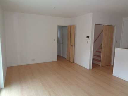 広弁天橋町No.２新築住宅の居間・リビング