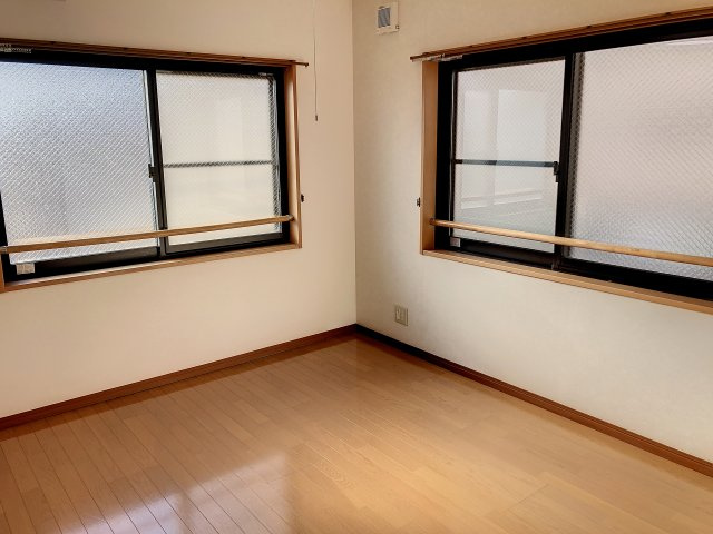 シリシャス久保田の洋室