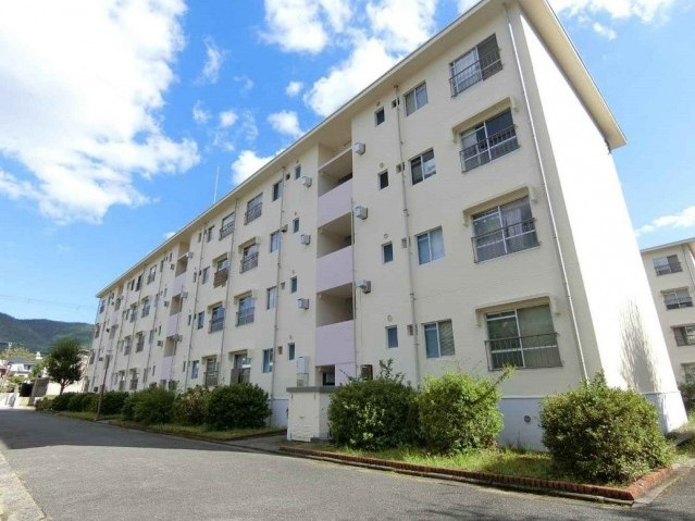 【外観】 | S51140-岩倉村松中層住宅A棟