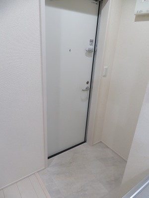 フジパレス吉田本町Ⅲ番館の玄関