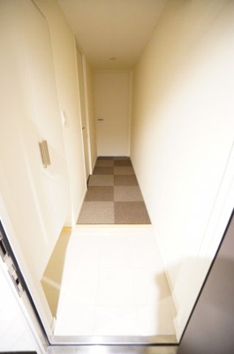 【玄関】 | SIDE One | ※同物件・同タイプの写真です。