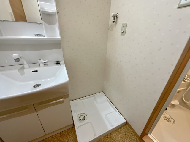 【洗面所】 | クロスＡＫＴ | 明るい洗面所です
