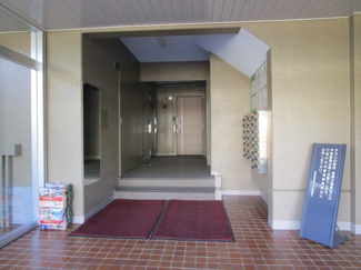 【エントランス】