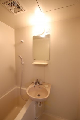 【洗面所】 | ハーベストコート