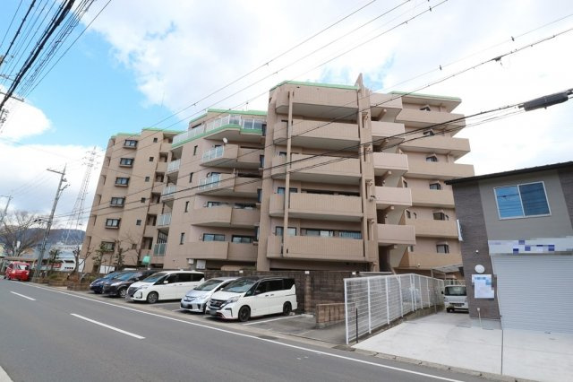 ３階部分の南東方角住戸★リノベーション済み３ＬＤＫ★ペット飼育可能★イーグルコート醍醐の外観|外観