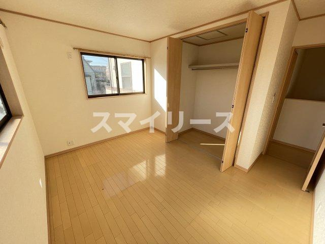 柏市東柏1丁目戸建住宅の居間・リビング