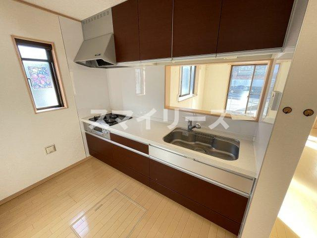 柏市東柏1丁目戸建住宅のキッチン