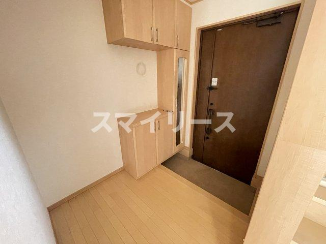 柏市東柏1丁目戸建住宅の玄関
