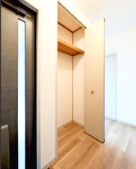 【その他】 | ラフォーレ深井I棟 | 玄関収納