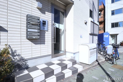 【エントランス】 | 北斗館 | 建物の内部です