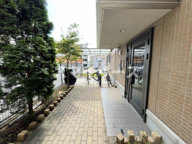 エシカルコートのエントランス
