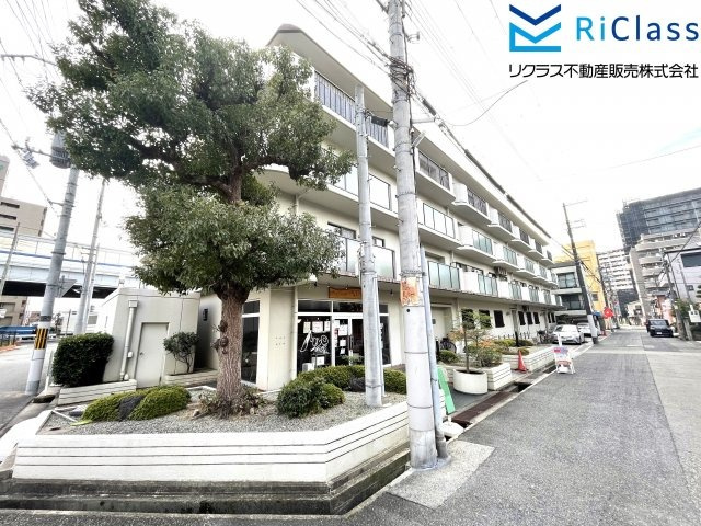 東灘スカイハイツの外観|外観は落ち着いています