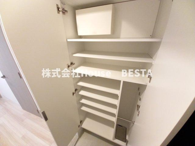 エスリードレジデンス神戸三宮の収納