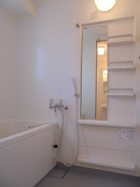 ロイヤルTの浴室|お風呂で日々の疲れを落としましょう