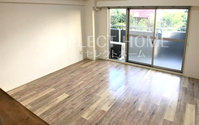 【居間・リビング】 | 茶臼山ハイツ | こちらの居間で趣味の時間をお楽しみください