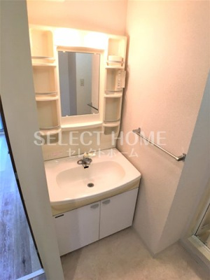 【独立洗面台】 | 茶臼山ハイツ | 独立洗面台で身支度をすべて済ませてしまいましょう