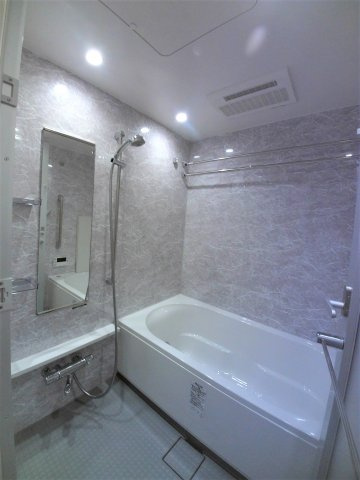 【浴室】 | グランカーサ本駒込 | 1416サイズバスルーム追い炊き機能・浴室乾燥付き