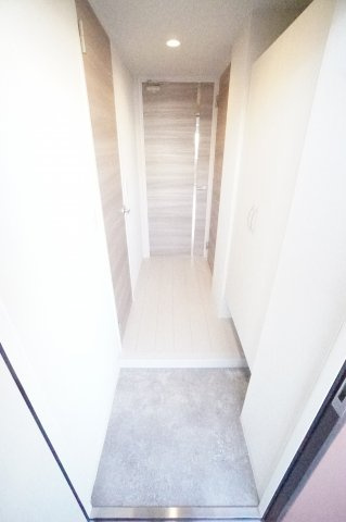 【玄関】 | アーバンシャトー千葉中央 | ※同物件・同タイプの写真です。