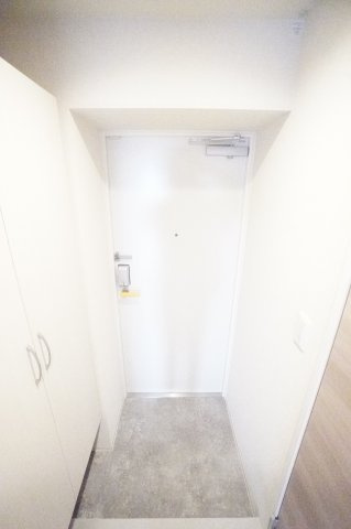 【玄関】 | アーバンシャトー千葉中央 | ※同物件・同タイプの写真です。