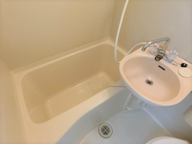 ジュネス昭島の浴室|※別部屋のイメージ写真です。