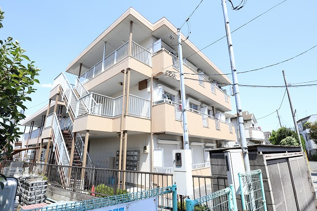 ジュネス昭島の外観