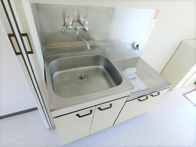 ジュネス昭島のキッチン|※別部屋のイメージ写真です。