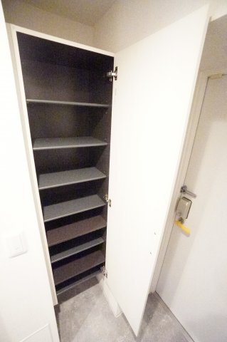 【収納】 | アーバンシャトー千葉中央 | ※同物件・同タイプの写真です。