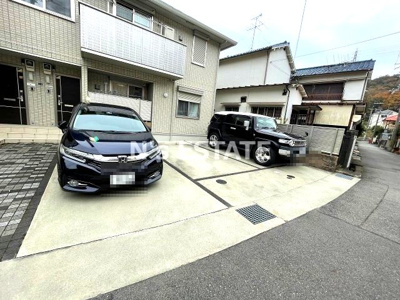 【駐車場】 | ラークヒルズ
