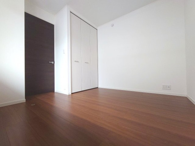 【寝室】 | ローザンコート