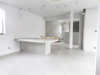 【内装】 | みるく学園前店舗