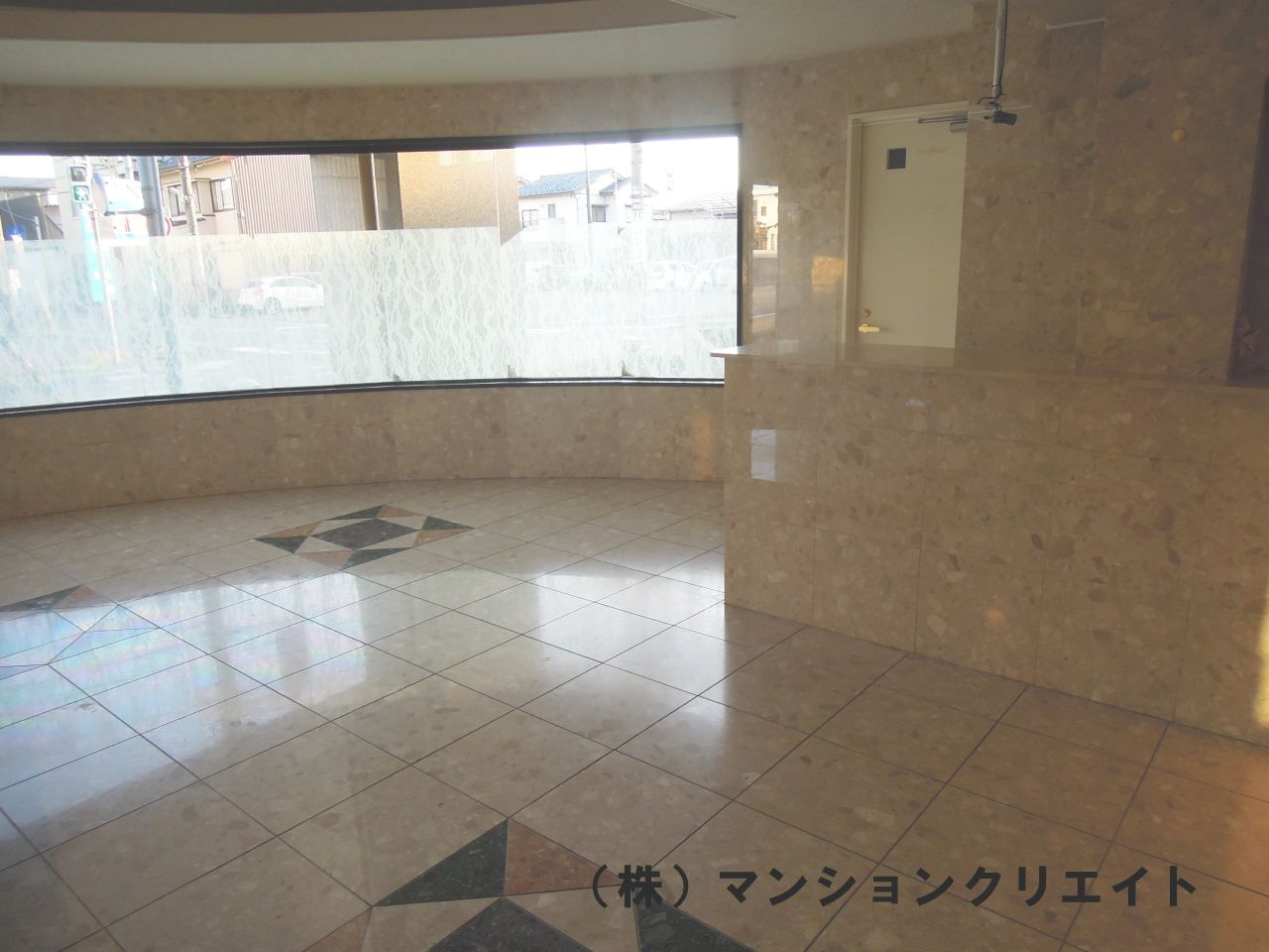 信開ベルシー文京南のエントランス