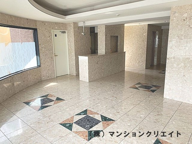 信開ベルシー文京南のエントランス