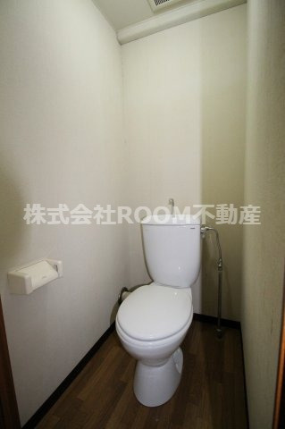 あいらんど花繰　Ａのトイレ|落ち着いた色調のトイレです