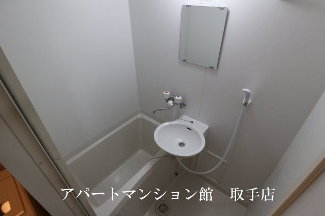 レオパレスルーチェⅡの浴室|画像5