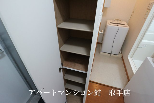 レオパレスルーチェⅡの収納|画像7