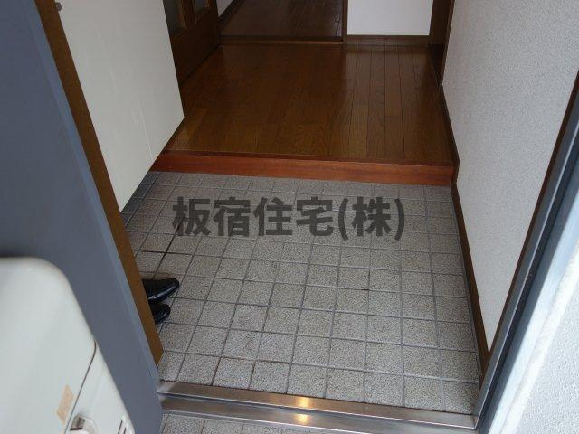 【玄関】 | マルキュウビル