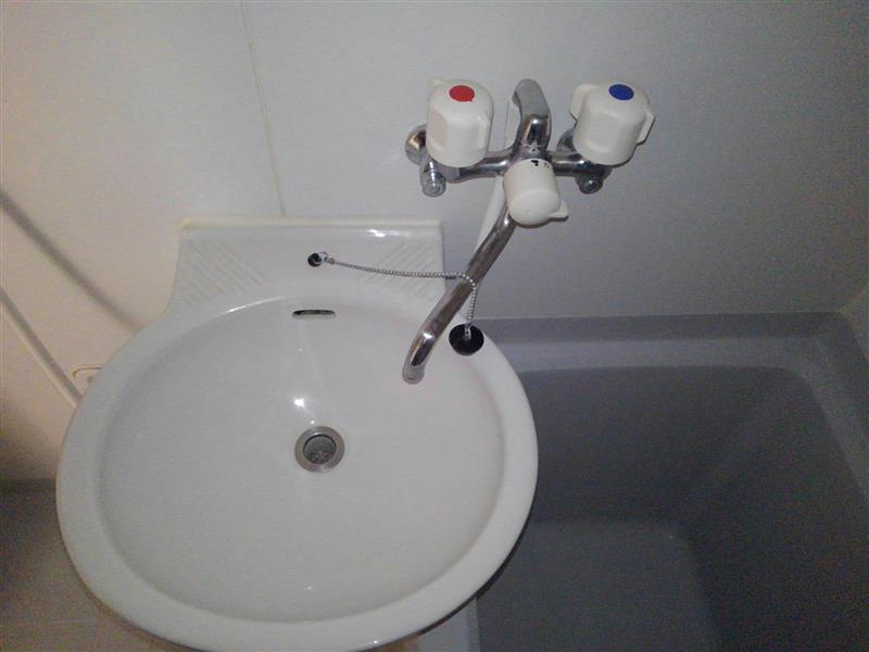 レオパレス針ヶ沢Bの洗面所